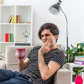 Clenching Teeth While Awake: Causes and Solutions