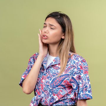 What Causes Jaw Clicking on One Side with Pain and How Can You Fix It?