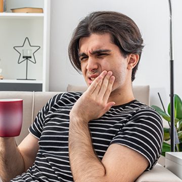 What to Do If a Tooth Hurts When I Bite Down and Feels Loose